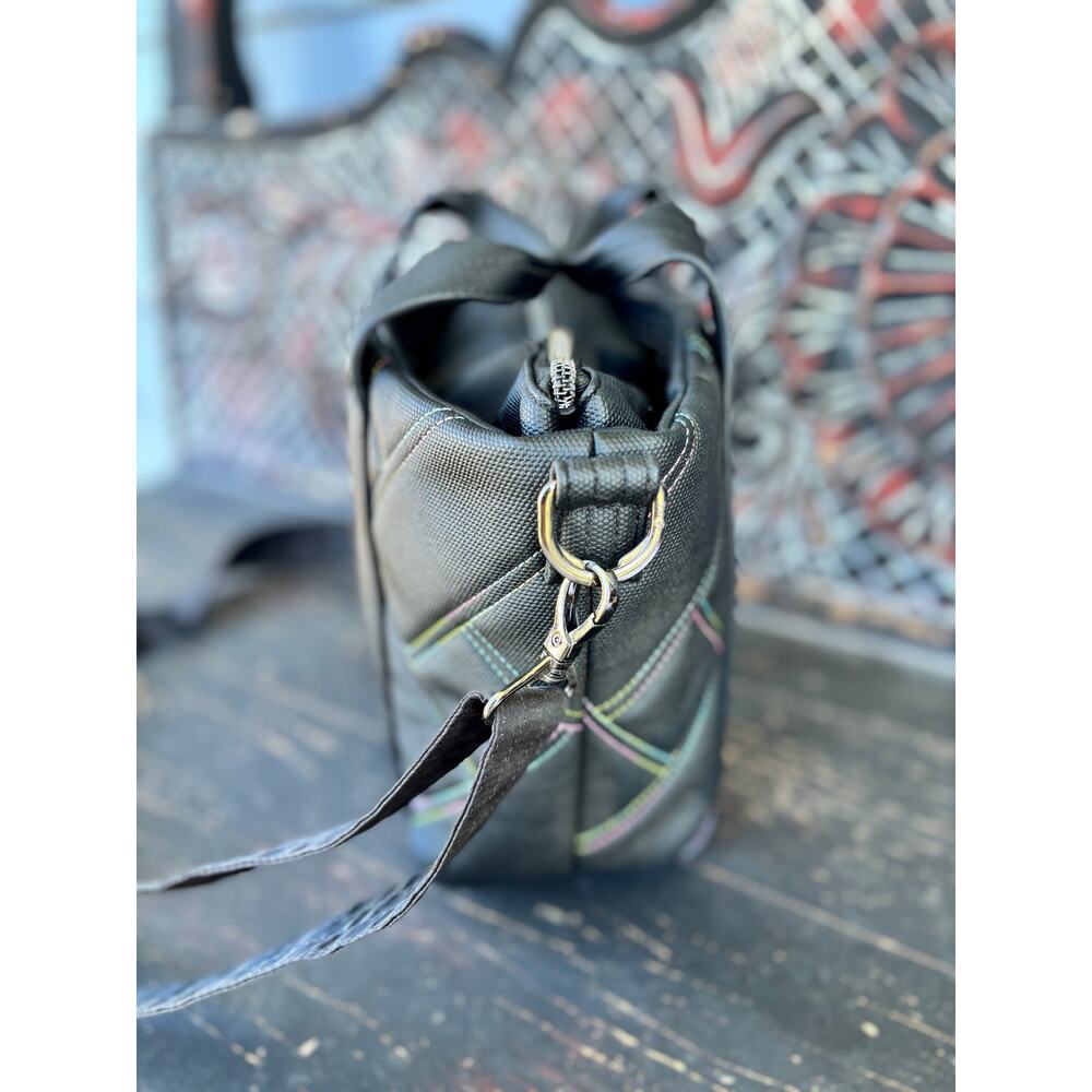 lug Dory VL Black with Ice Pop Stitching - Picture 3 of 11